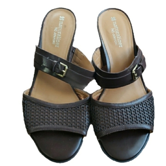 Naturalizer N5 Comfort Sandals - women's - Picture 1 of 5